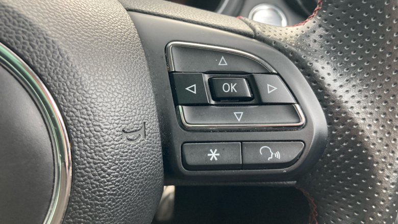 MG Hs 1.5 T-GDI PHEV Exclusive 5dr Auto Hatchback